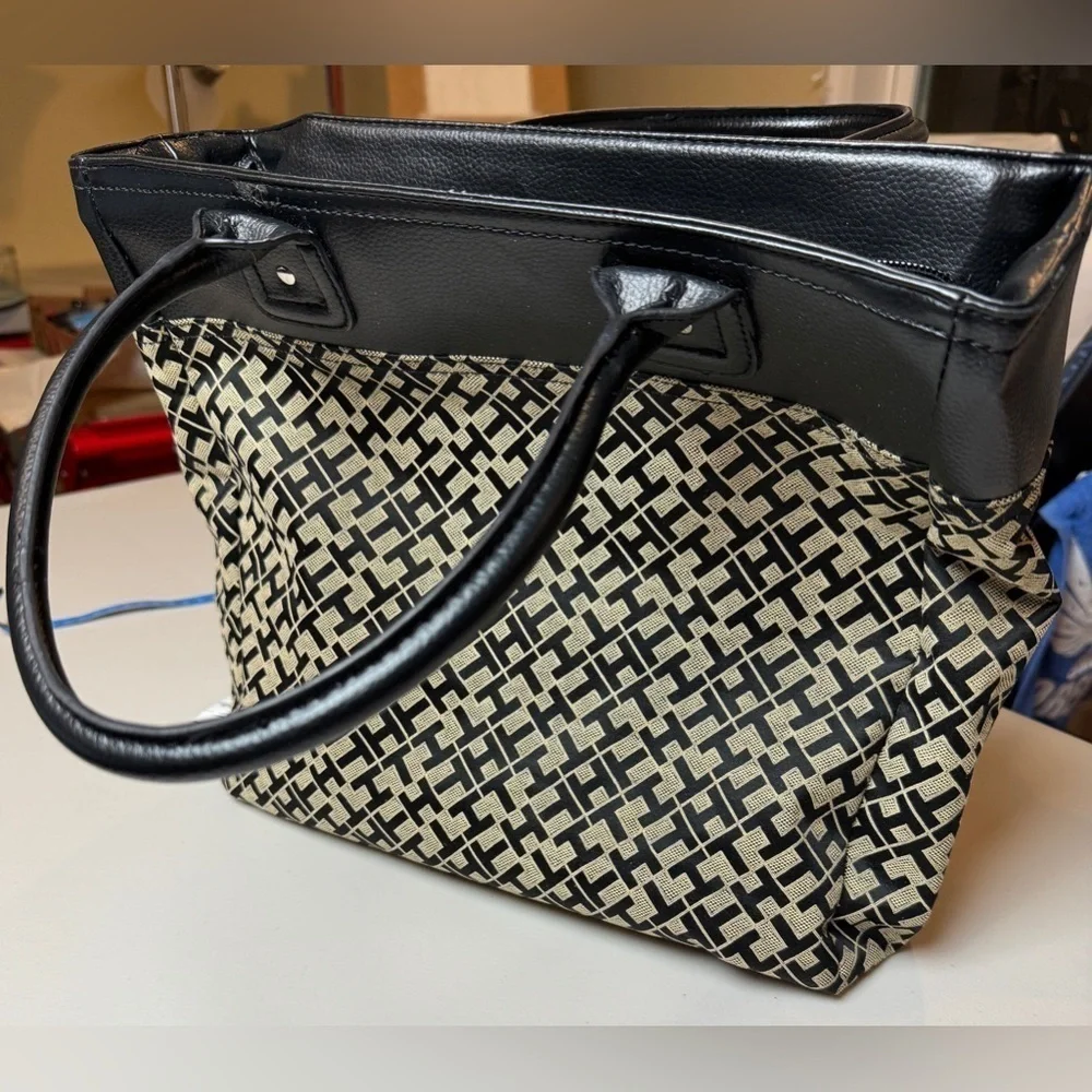 Tommy Hilfiger signature Jacquard Faux Leather handbag